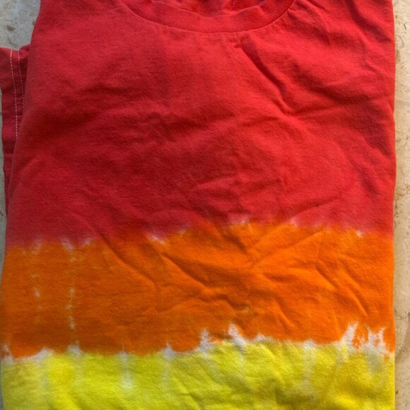 3XL Rainbow Tie-Dye T-Shirt – Vibrant Pride Colors, Unisex Fit - Picture 4 of 5